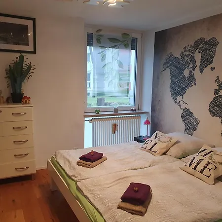 Modern, Bis 4 Personen, Altstadt Fusslaeufig